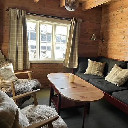 Veslebu, Part Of Preikestolen Basecamp Holiday home