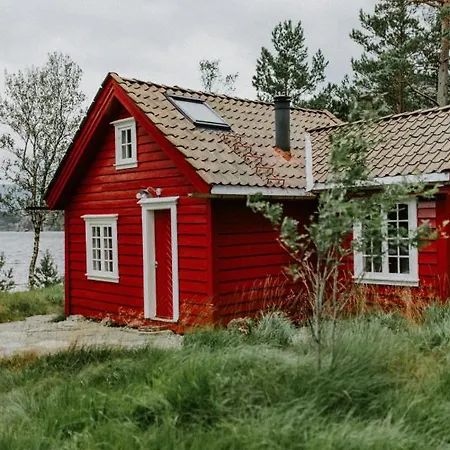 Casa vacanze Veslebu, Part Of Preikestolen Basecamp Jørpeland